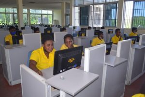 Students at the computer lab_